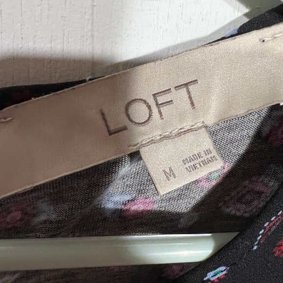 Modern Style with a Twist: LOFT Black Patterned Long Sleeve Mixed Media Shirt - Picture 3 of 4